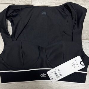 ALO Yoga Midnight Black Sports Bra